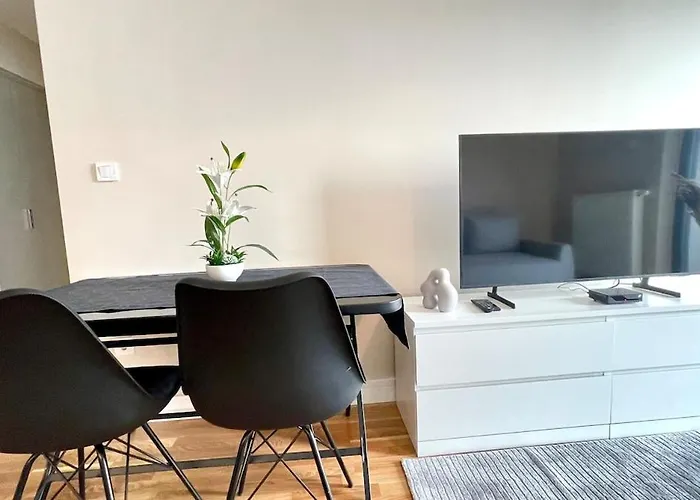 Diamond Urban Comfort Centre